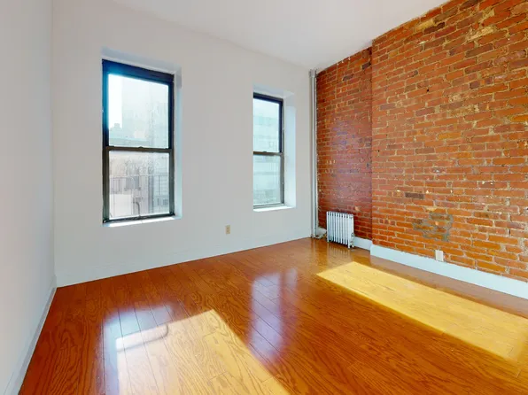 405 W 50th St APT 3B, New York, NY 10019