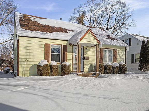 3rd image of 36 Gatewood Ave