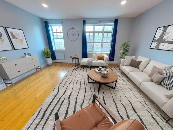 79 East 28th Street image 1 of 16