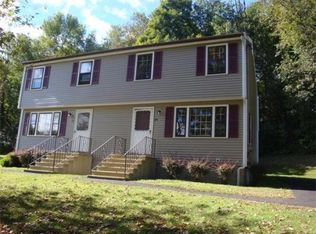 14 Broad St, Merrimac, MA 01860