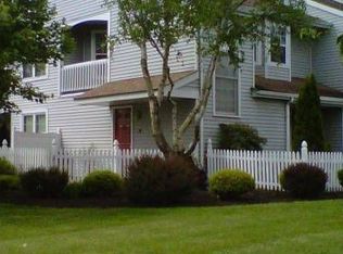617B Rose Hollow Dr #B, Yardley, PA