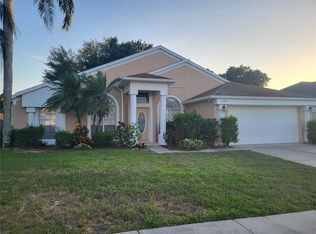 1138 Hollow Pine Dr, Oviedo, FL 32765