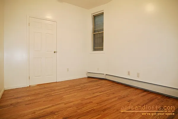 Rented by aptsandlofts.com | media 8