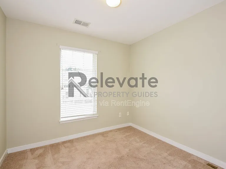 5504 Springwater Ln — Photo 16