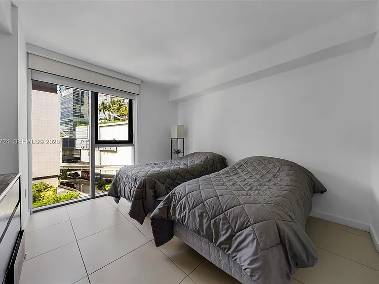 31 SE 6th St #907 — Photo 12