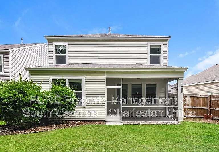 2641 Alamanda Dr — Photo 17