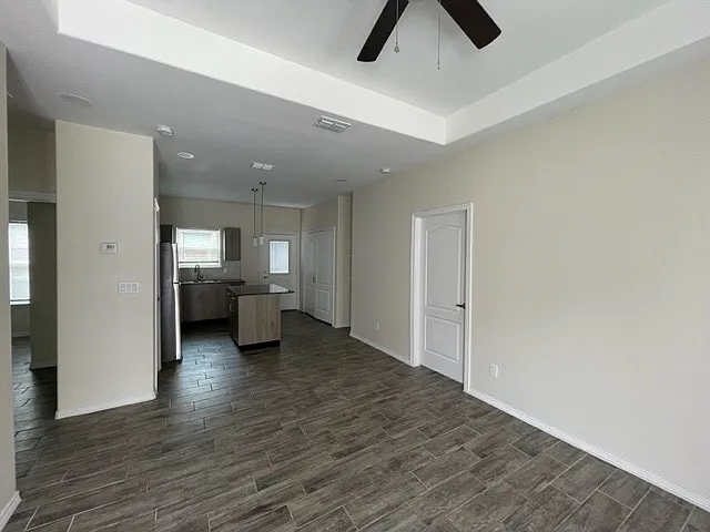 2401 N. Fulton St. - 4 — Photo 3