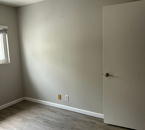 3rd image of 4121 Alabar Way