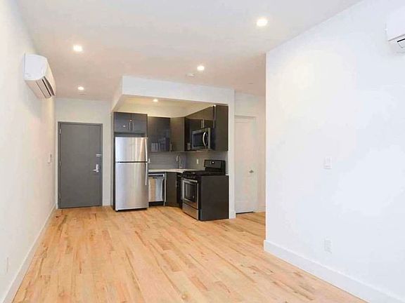 2nd image of 1475 Nostrand Ave #4AA