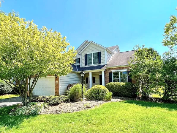 7279 Summerfield Dr, Lewis Center, OH 43035