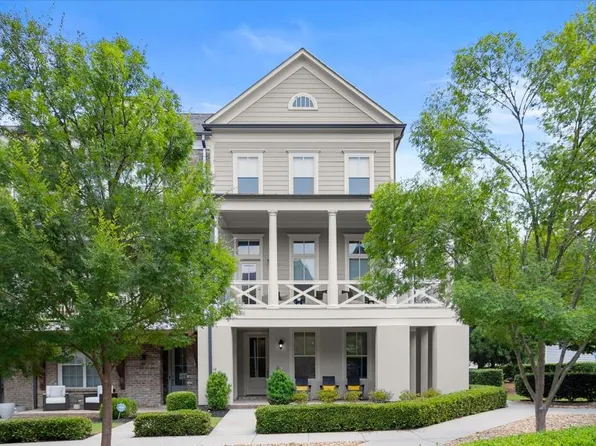 7001 Seneca Ct, Roswell, GA 30076
