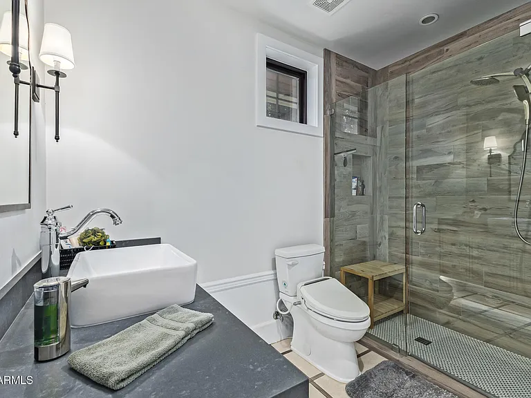 3810 E Campbell Ave — Photo 19