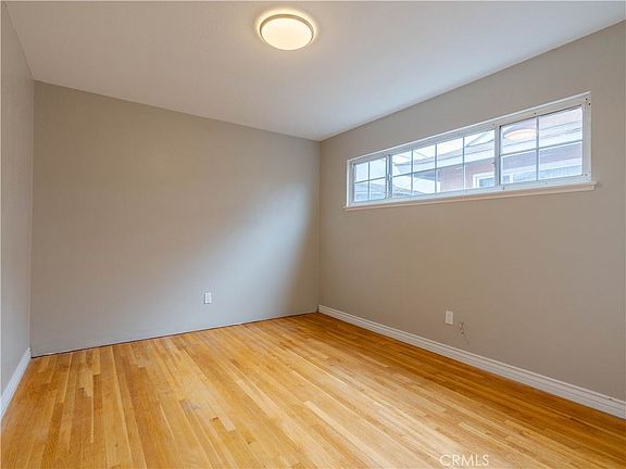 5th image of 10716 Newgate Ave