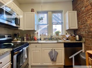 6 Cleveland Pl APT 13, Boston, MA 02113