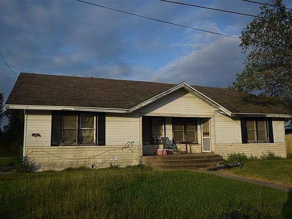 2nd image of 6706 N Railroad Ave