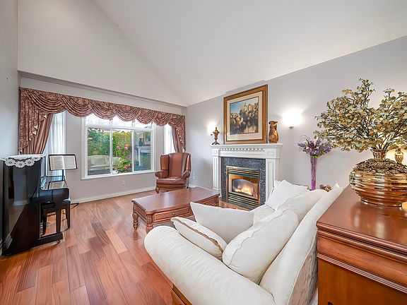 4th image of 8320 Mowbray Rd