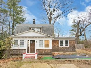 501 Stratton Rd, New Rochelle, NY 10804