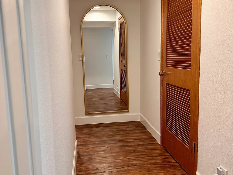 623 Carol Way #B — Photo 41