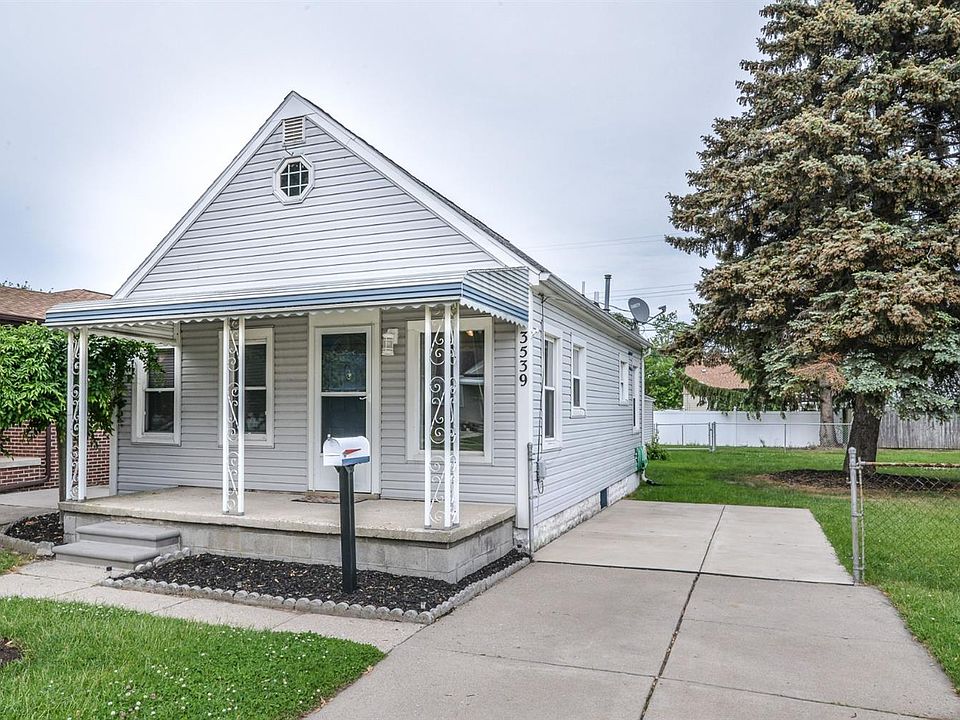 1st image of 3539 15th St