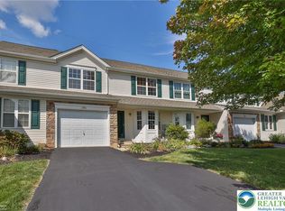 286 Park Ridge Dr, Easton, PA 18040