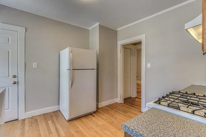120 Welles Ave #2 — Photo 15