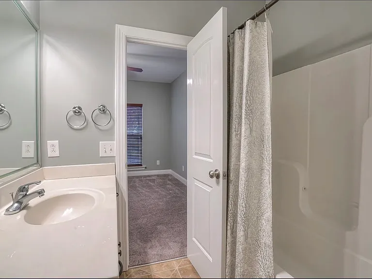 214 Rowlette Cir #214 — Photo 16