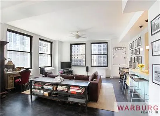 Sold by Warburg | media 22