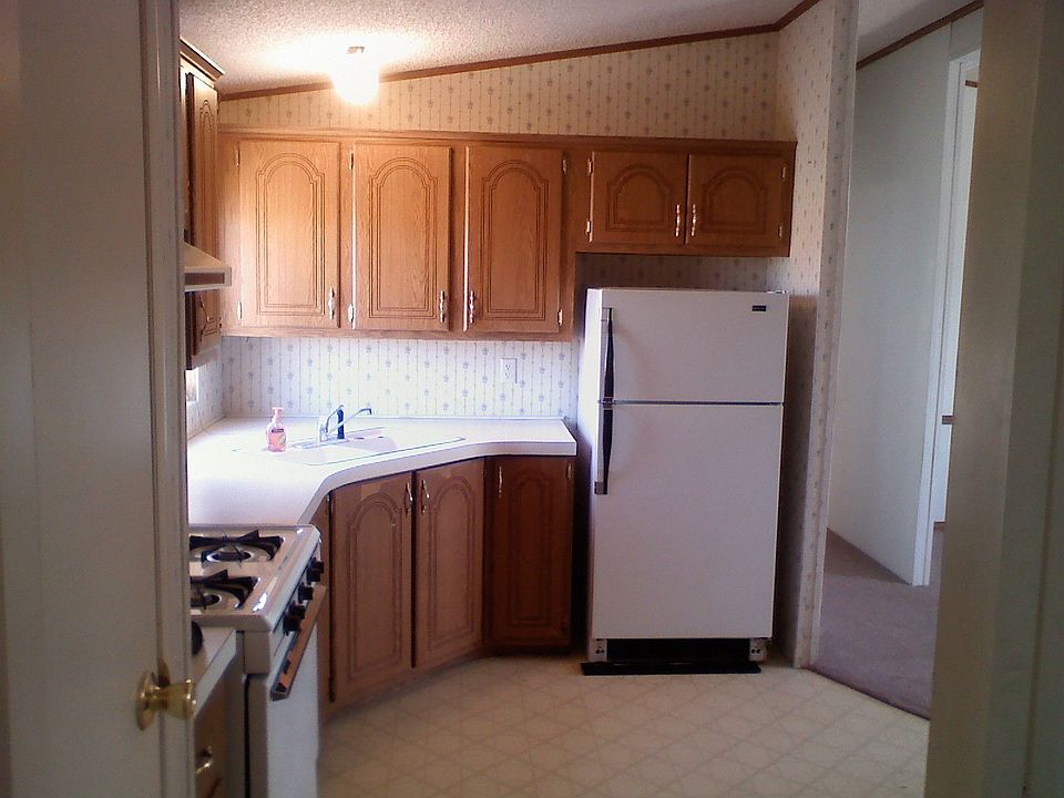 2nd image of 26814 N Hampton Rd