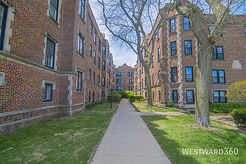 574 Sheridan Sq #2 Photo 1