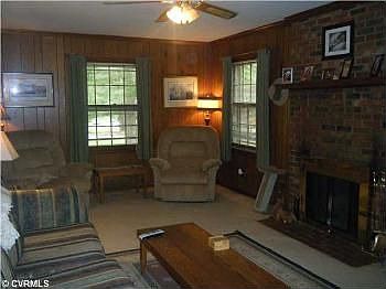 2nd image of 2401 Morningview Dr