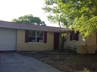 8817 Sterling Ln, Port Richey, FL 34668