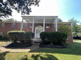 495 Red Coat Ln, Wayne, PA 19087