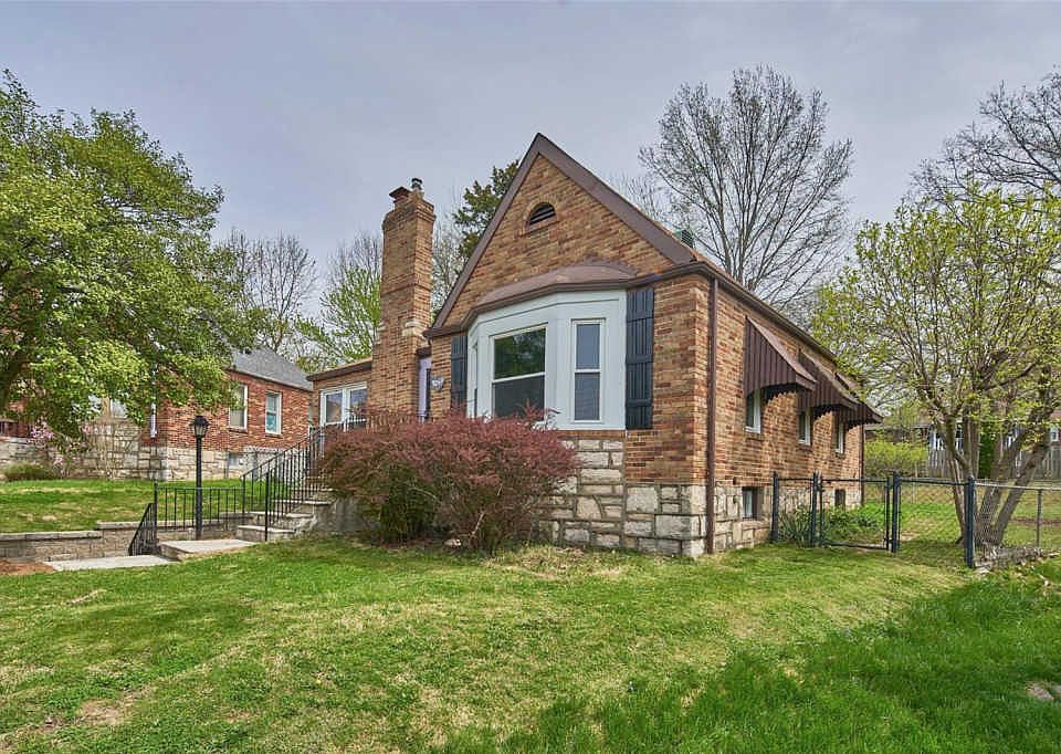 2nd image of 9259 Coral Dr
