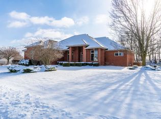 305 Orchard Valley Dr, Avilla, IN 46710