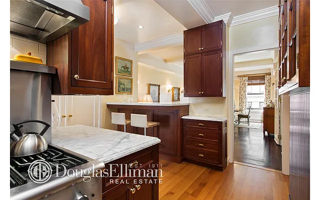 Sold by Douglas Elliman | media 16