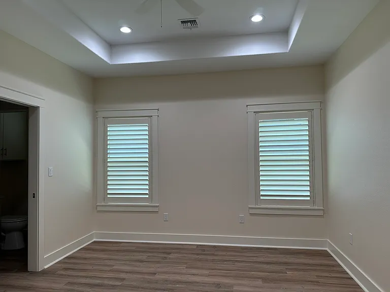 1210 N Glass St — Photo 11