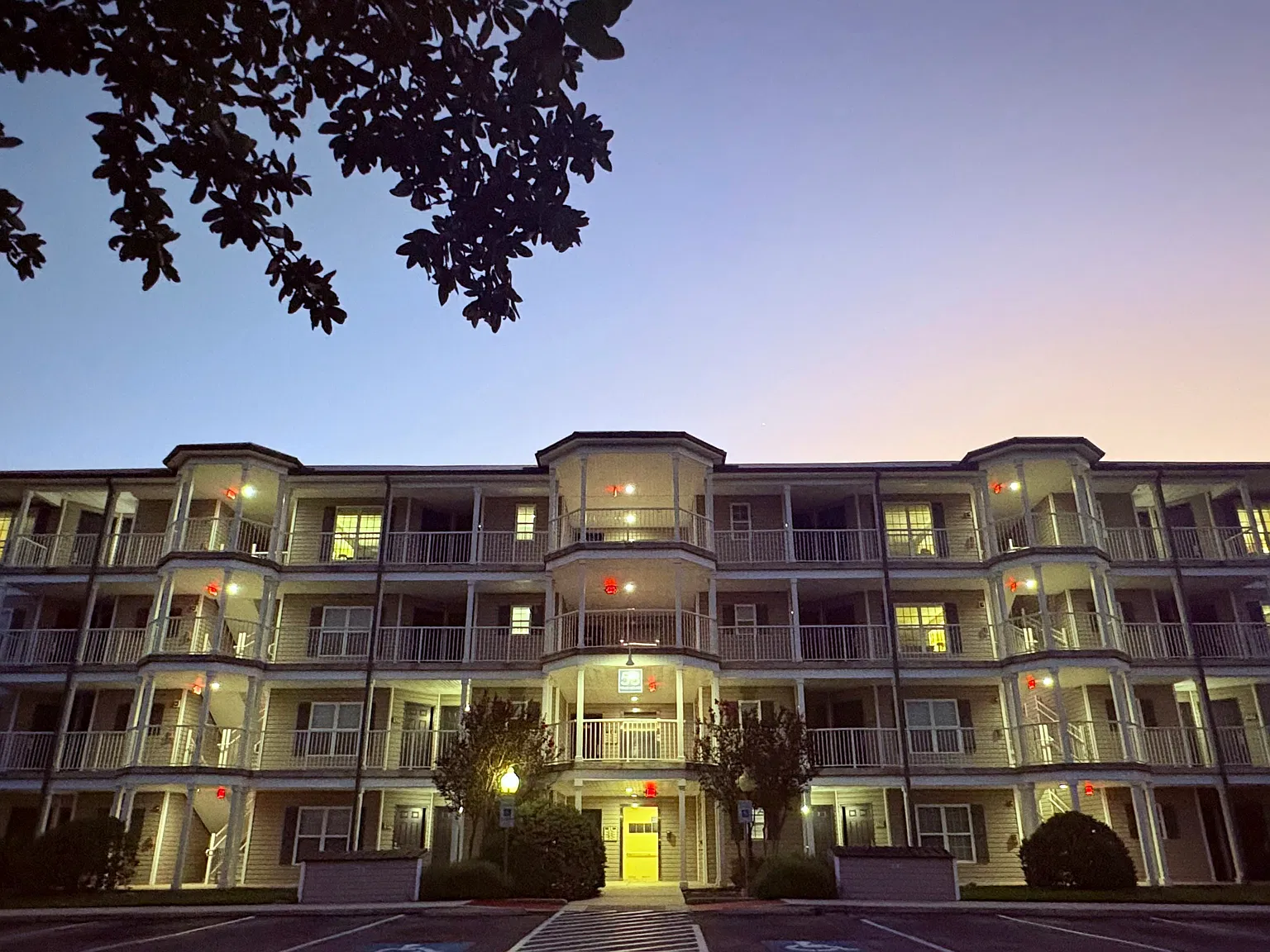 2 bed, 1250 sqft, $1,550 — Photo 1