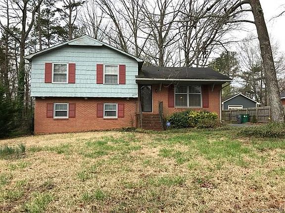 2nd image of 6632 Lynmont Dr