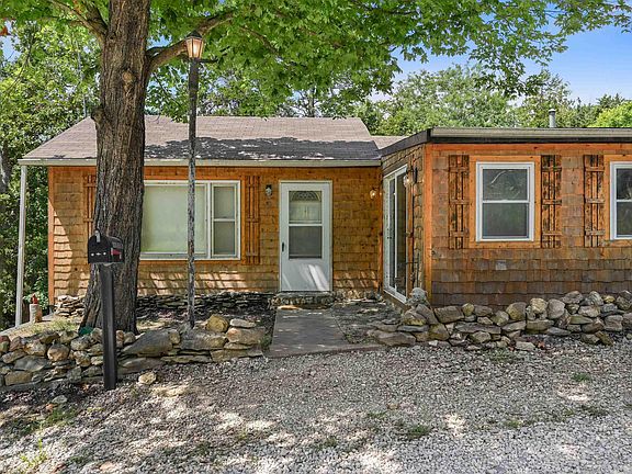 5th image of 26385 Ness Ln