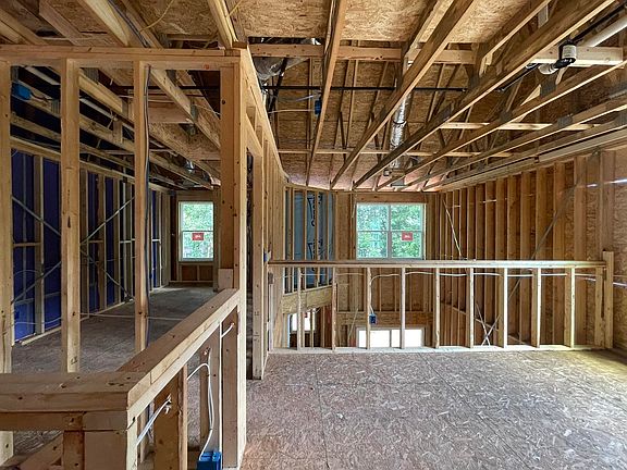 2nd image of 208 Spartina Ct