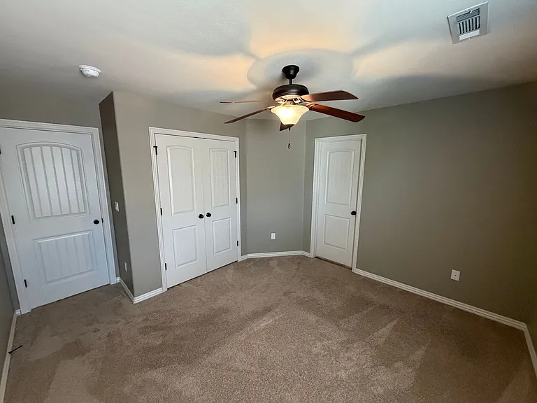 537 Keats Dr — Photo 9