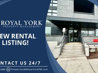 1612 Charles St #134, Whitby, ON L1N0P3