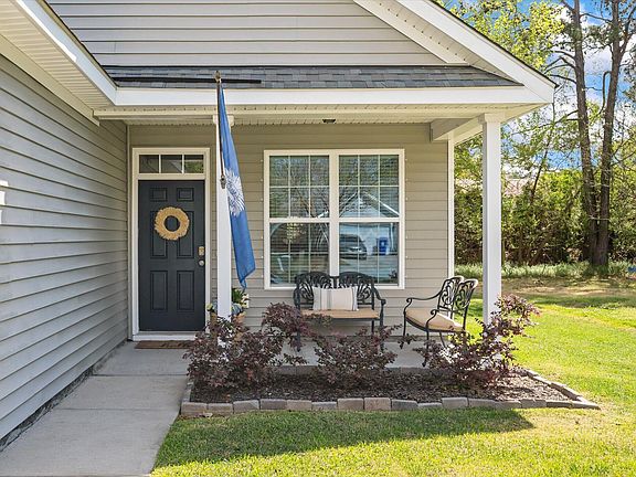 4th image of 5040 Wapiti Way