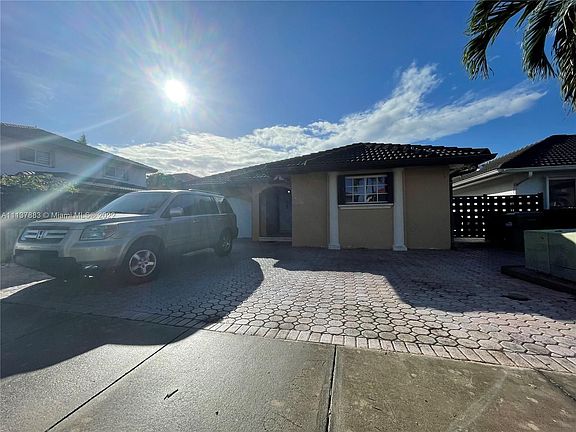 3rd image of 15432 SW 32nd Ter #15432