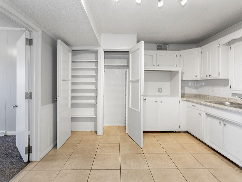 1st image of 2815 Merriam Ln #2A