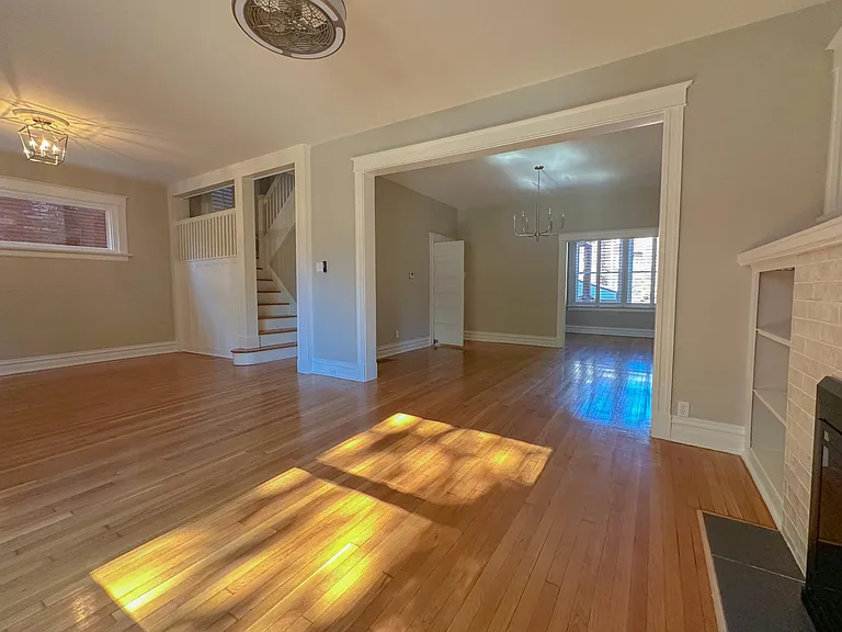 6117 Westminster Pl — Photo 4