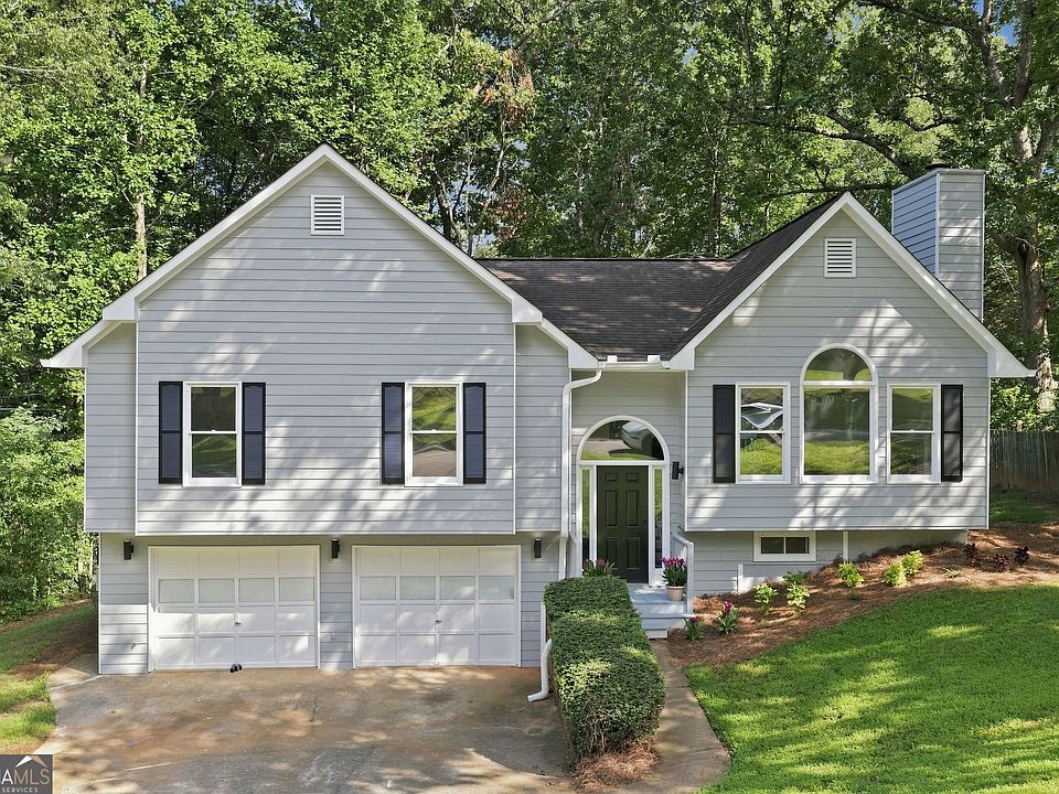 1st image of 54 Benell Ct