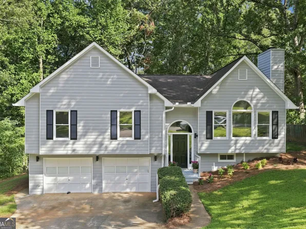 54 Benell Ct, Dallas, GA 30132