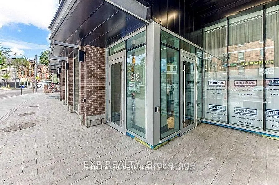 219 Dundas St E #1111