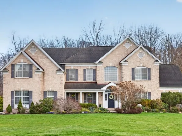 2 Stone Forge Rd, Green Twp., NJ 07821